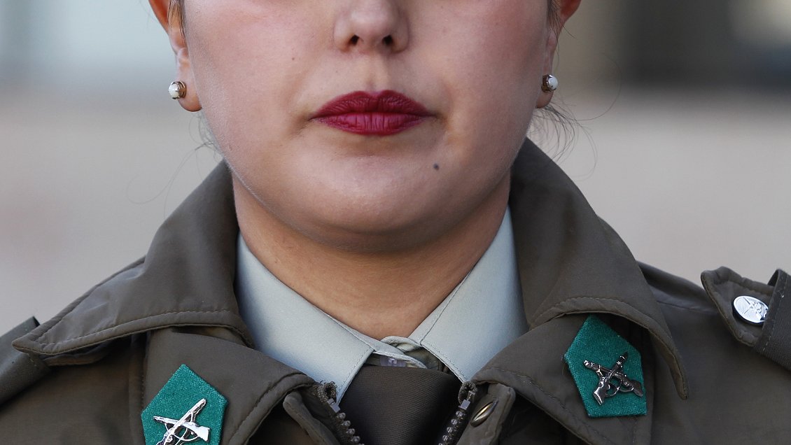 Carabinera no dejó escapar a delincuente que le dio un fuerte puñetazo en el rostro