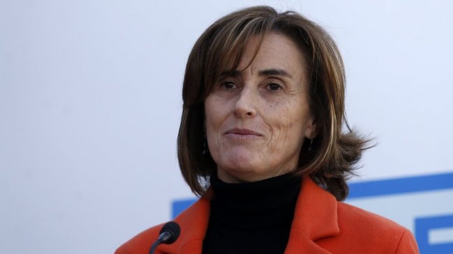PS confirmó que presentará acusación constitucional contra la ministra de Educación