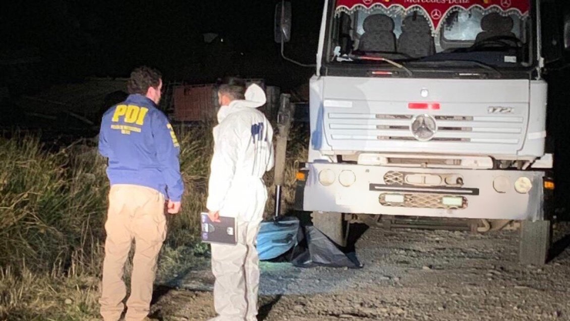 Trabajador falleció electrocutado mientras operaba una grúa pluma en Puerto Aysén