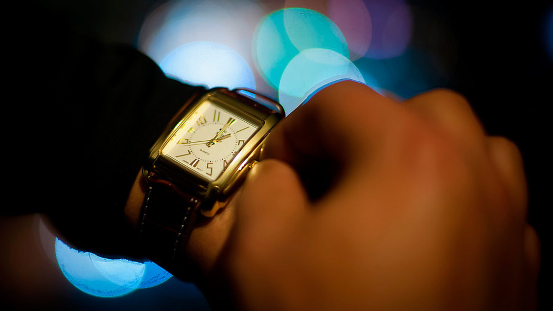 Proyecto de ley busca eliminar cambio de hora en Chile