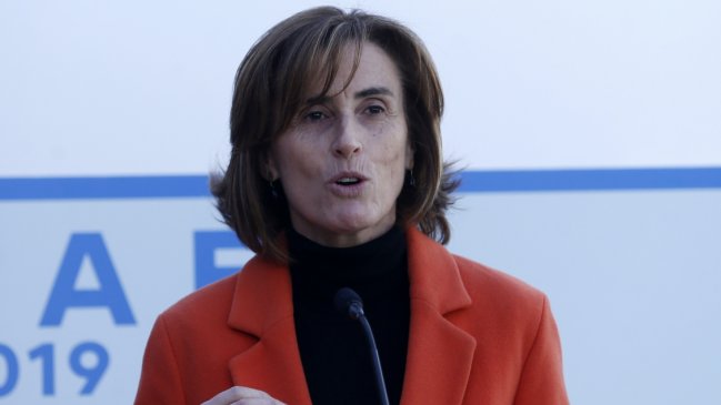 Ministra Cubillos desestimó motivos para acusación: He cumplido las leyes