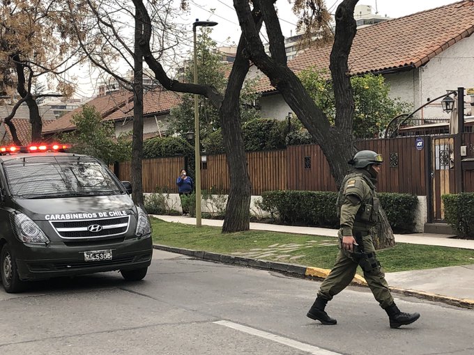 Descartan explosivos: Caja de torta movilizó al GOPE en Las Condes