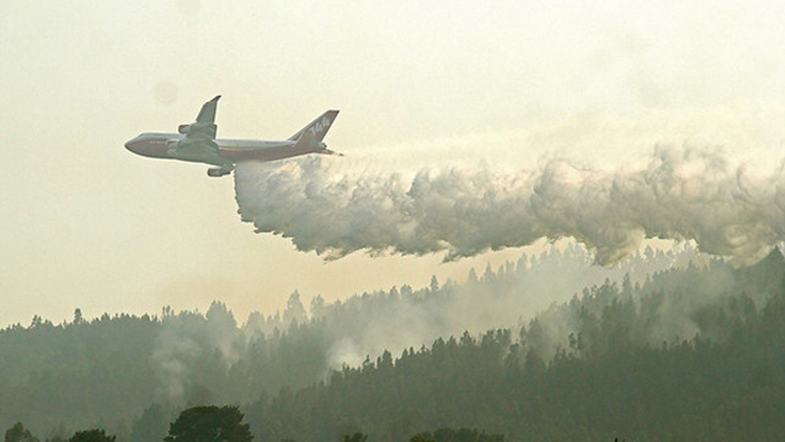 Evo Morales contratará un Supertanker para combatir incendios forestales en Bolivia