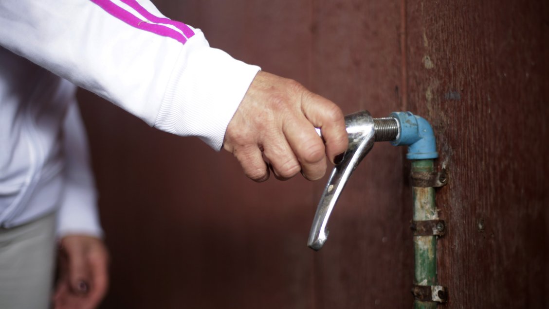 Sernac ofició a sanitarias y exige cumplir con descuentos por cortes de agua injustificados