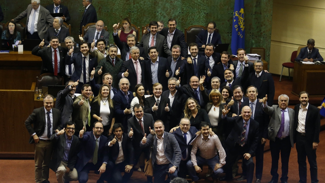 Cámara de Diputados aprobó legislar proyecto de reforma tributaria del Gobierno