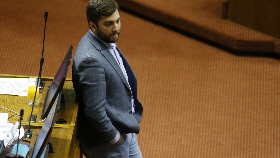 Diputado Soto a militantes: DC debe explicar por qué optó por el fracasado camino solitario