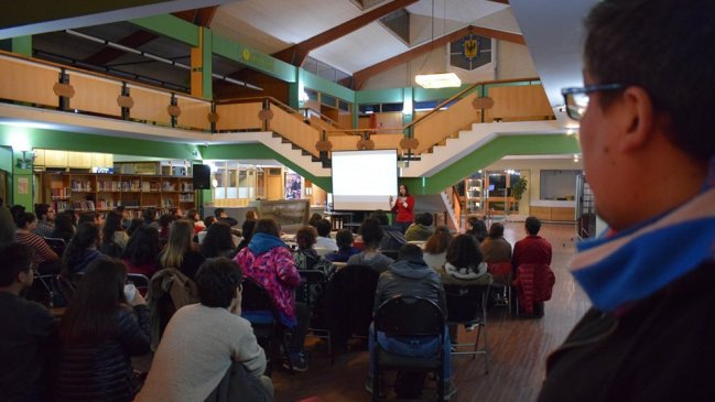 Charla científica congregó a más de 100 personas en Concepción