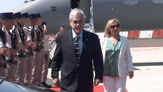 Presidente Piñera llegó a Francia para participar de la cumbre del G7