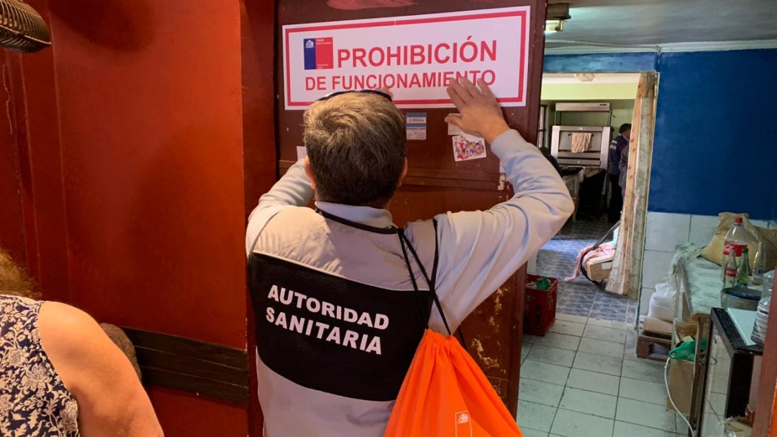 Clausuran locales de Alto Hospicio por funcionar sin patente municipal