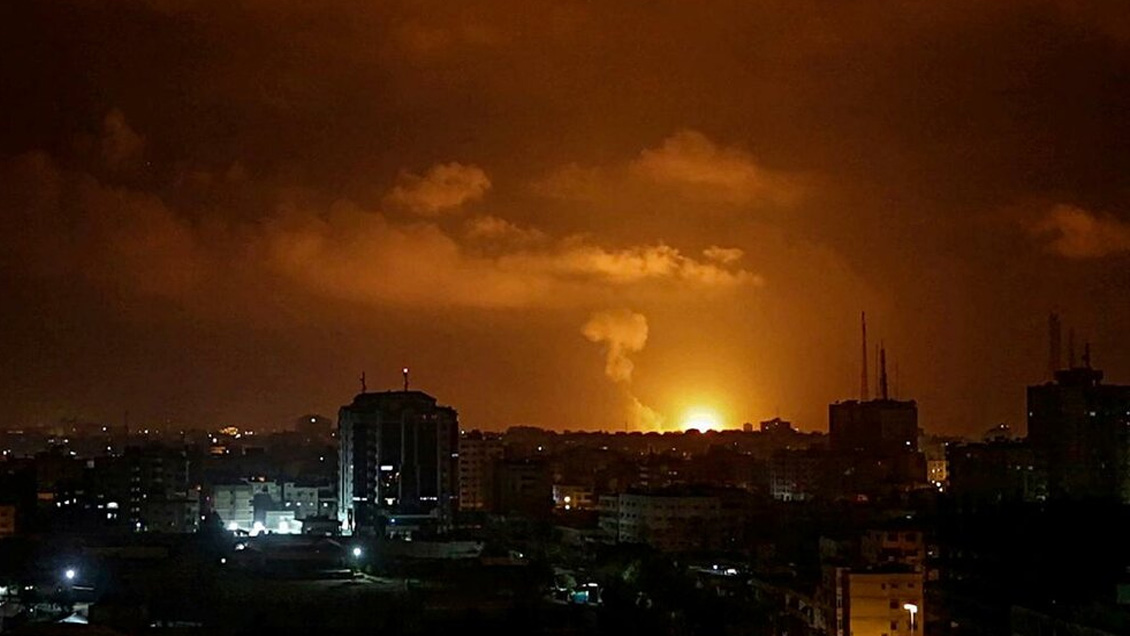 Israel bombardea instalación de Hamás en Gaza en respuesta a cohetes