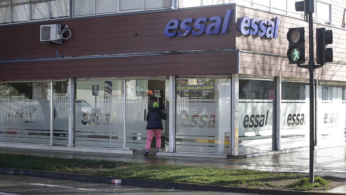 Jueza reabre investigación contra Essal por contaminación de estero en Los Muermos