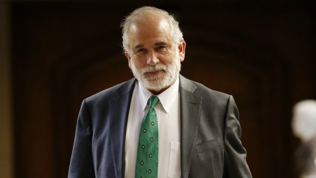 Diputados RN denunciaron al senador Montes por vincular a narcos con la política