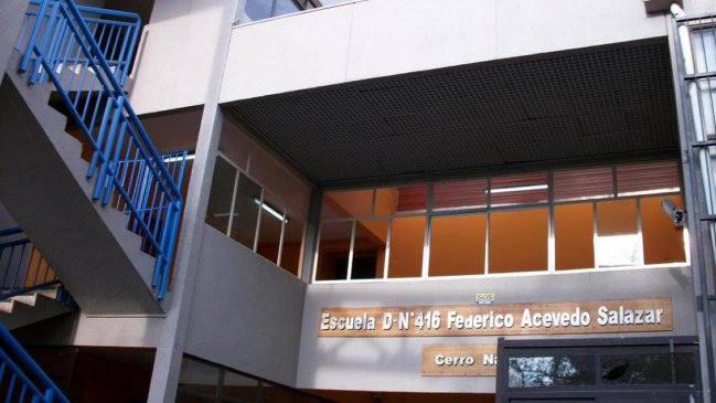 Administrador educacional descartó que alumnos de Cerro Navia se queden sin cupos