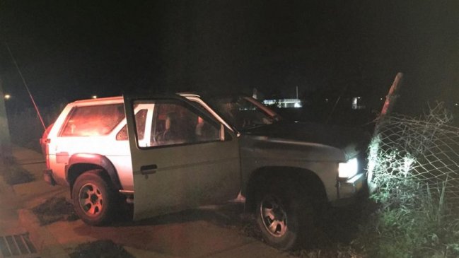 Detienen a sujeto que chocó en auto robado tras persecución policial en Quillón