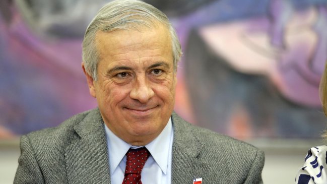 Por la vía administrativa: Gobierno alista medidas para acabar con discriminaciones de las isapres