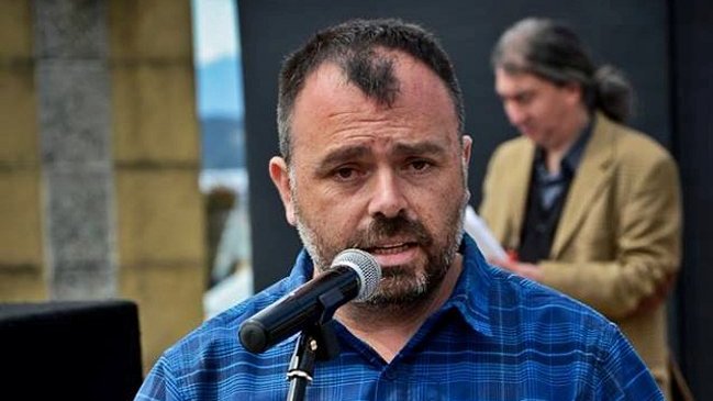 Municipalidad de Calbuco descontó dieta a concejal bombero que se fue de reunión para ir a un incendio