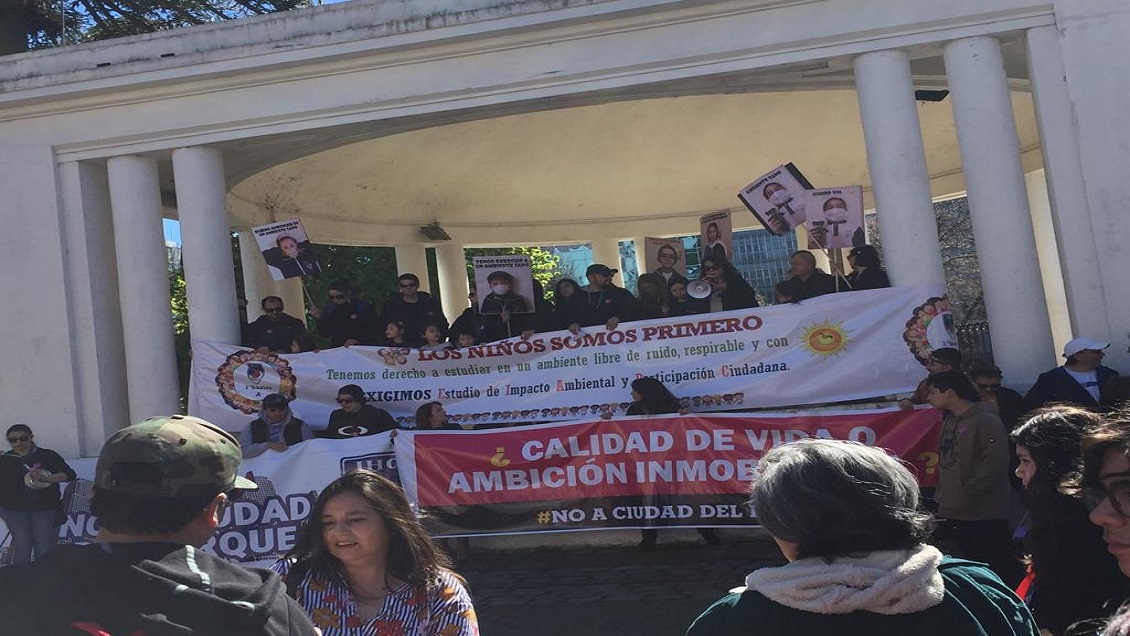 Comunidad opositora a megaproyecto inmobiliario de Concepción marchó para exigir participación ciudadana