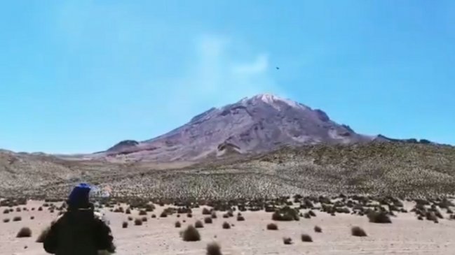 Ascenso de magma de un volcán mantiene alerta en Perú