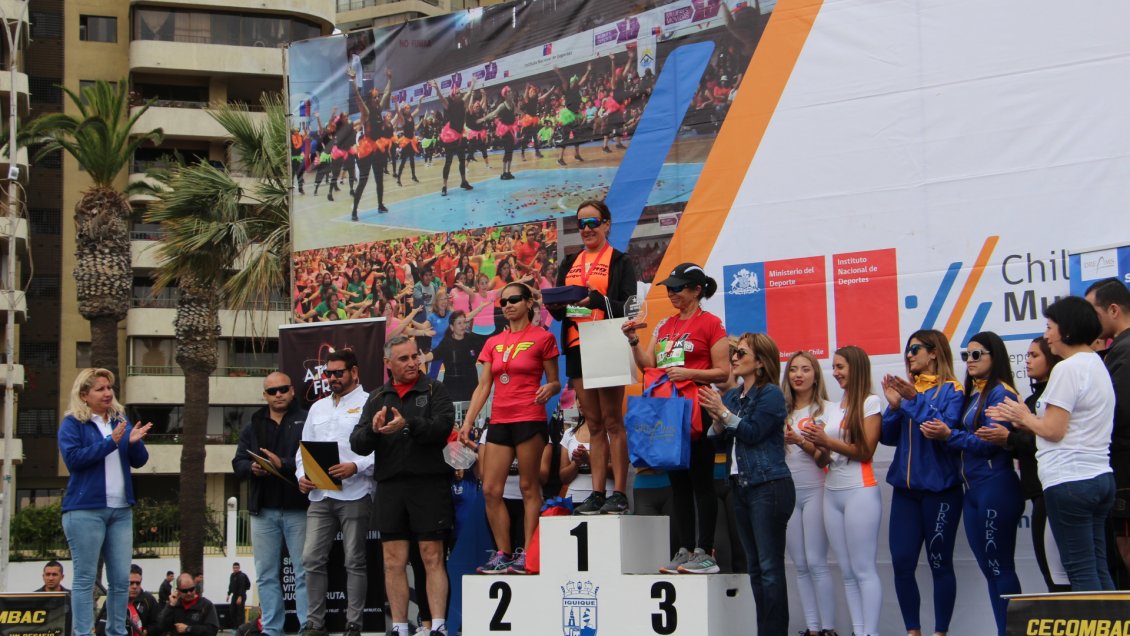 Cerca de 1.000 participantes llegaron a Corrida del Ejército en Iquique