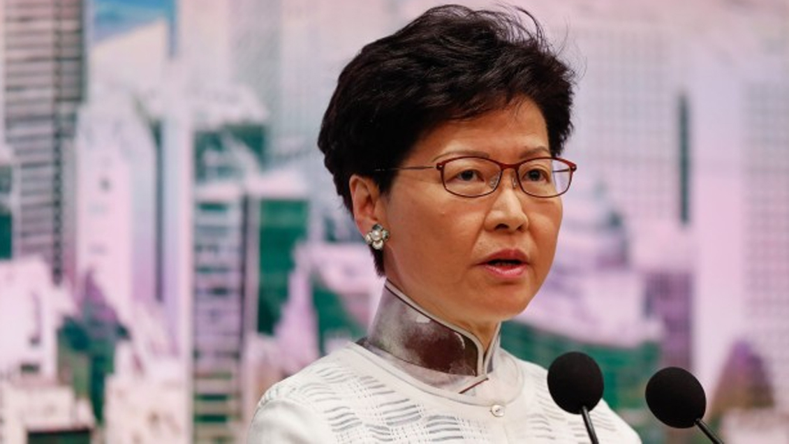 La jefa de gobierno de Hong Kong negó que vaya a renunciar