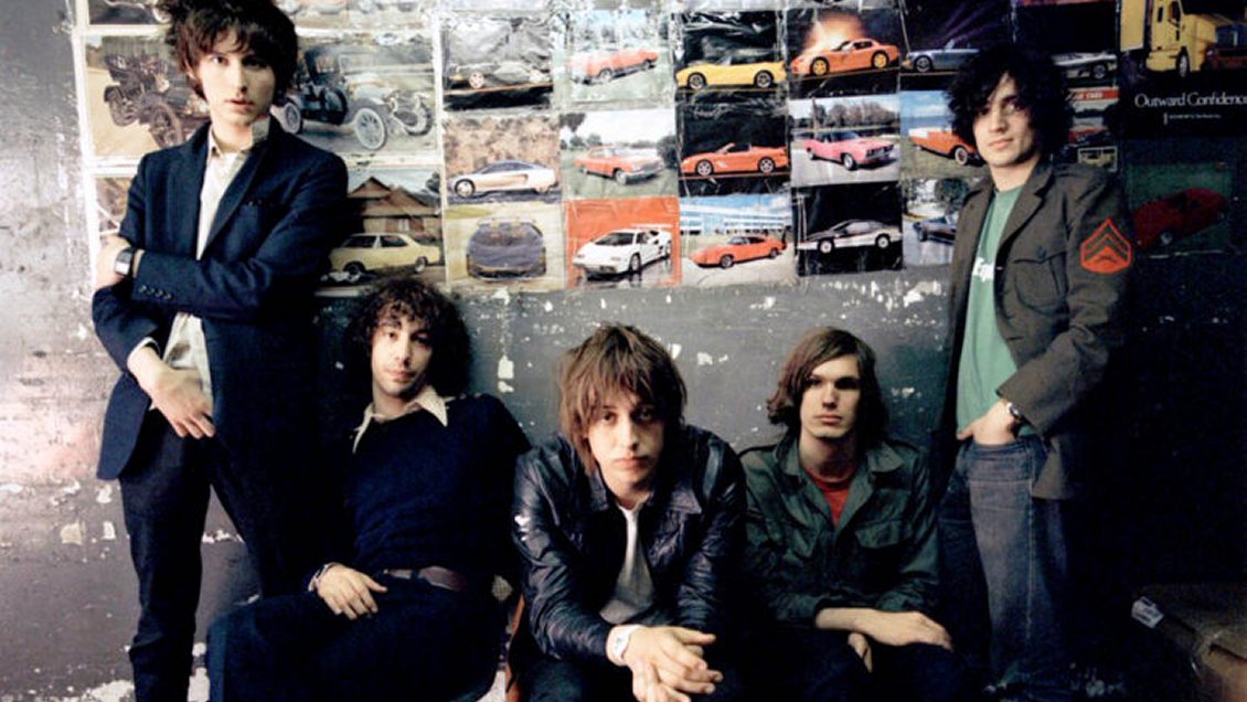 Medio brasileño asegura que The Strokes cerrará Lollapalooza 2020