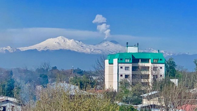 Volcán Nevados de Chillán registró dos explosiones y mostró columna de 2 kilómetros de altura