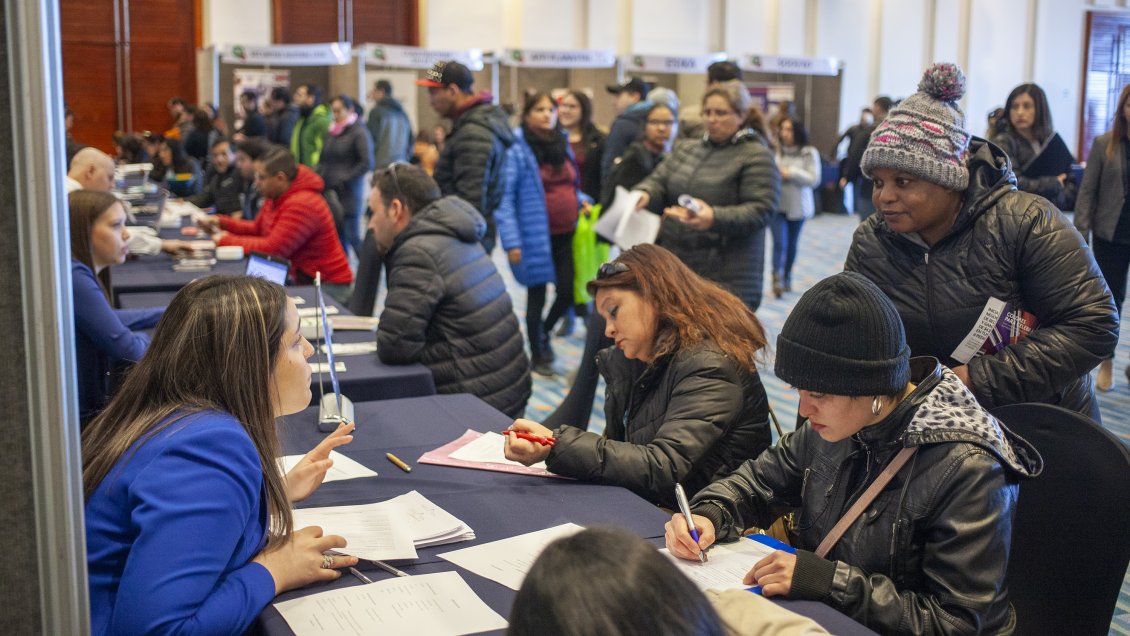 Más de 2.000 personas asistieron a la Feria Laboral Sence 2019 en Punta Arenas