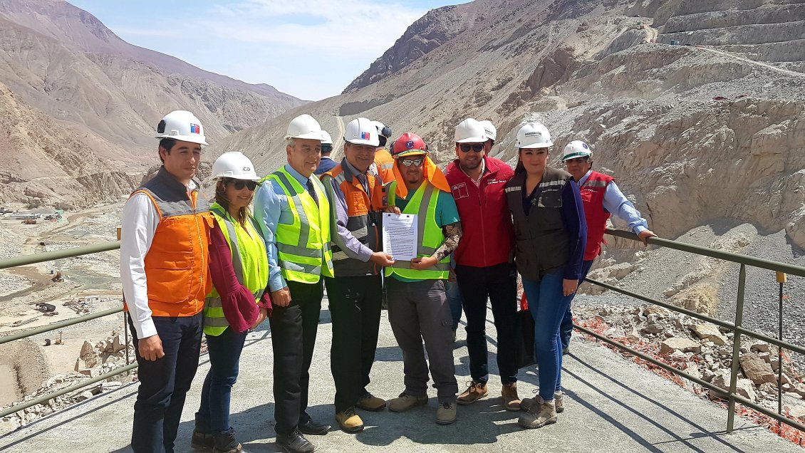 Arica: Firman convenio para capacitar a trabajadores en la construcción del embalse Chironta