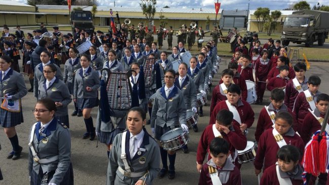 Liceo de hombres ganó concurso de bandas de guerra organizado por regimiento Sangra