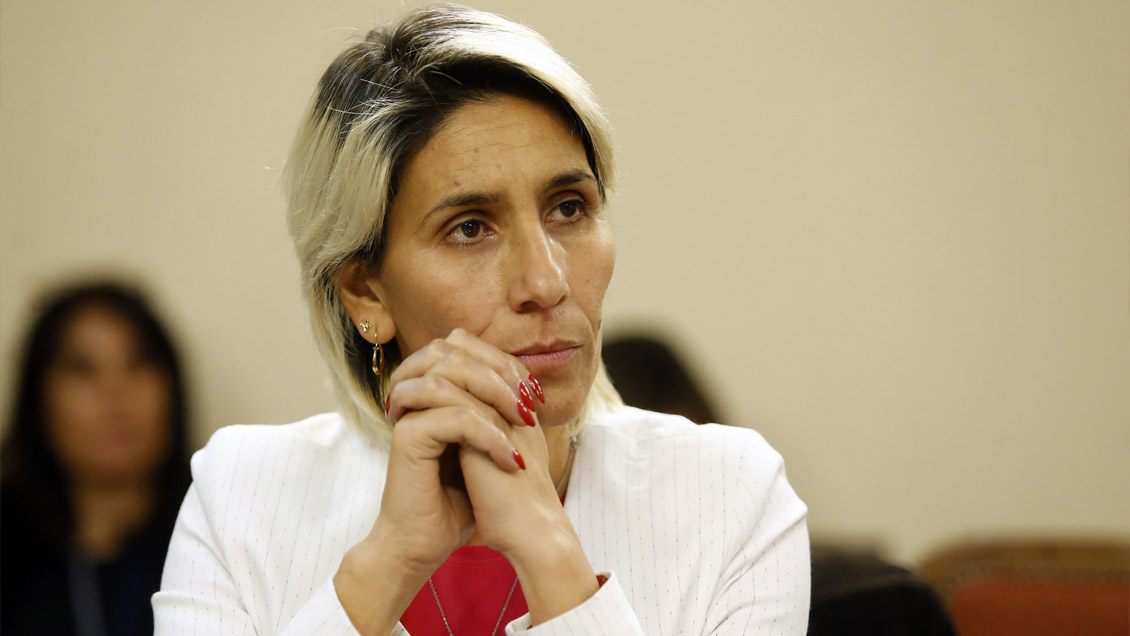 Diputada Erika Olivera sufrió accidente automovilístico en Recoleta