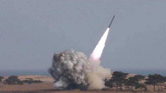 Corea del Norte ofreció dialogar y luego disparó misiles