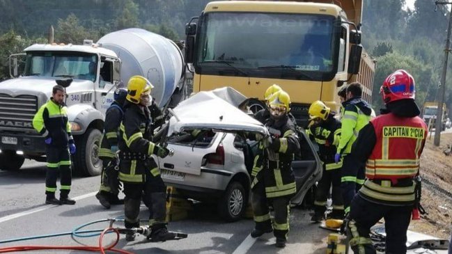 Dos fallecidos dejó accidente en San Pedro de la Paz