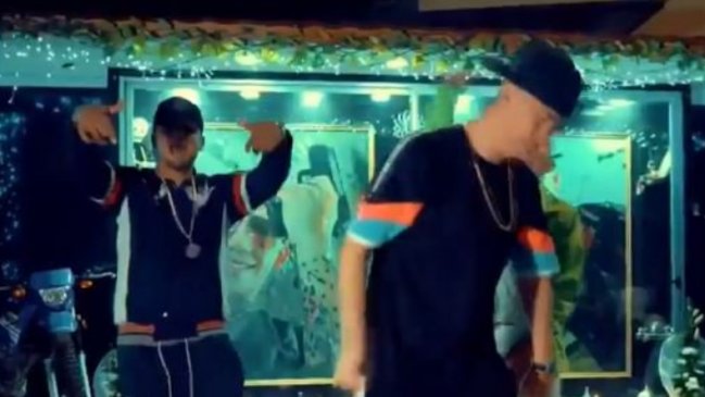 Dos músicos fueron detenidos por porte de armas y drogas