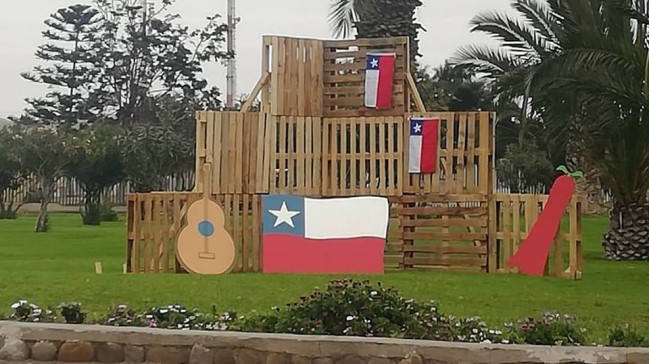 El troleado adorno de Fiestas Patrias en Arica que era parte de una campaña de seguridad