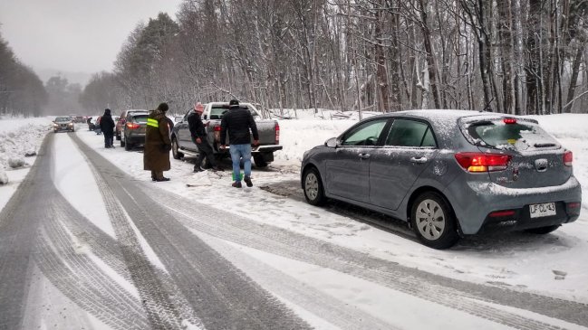 Por nieve suspenden tránsito para camiones en Paso Cardenal Samoré