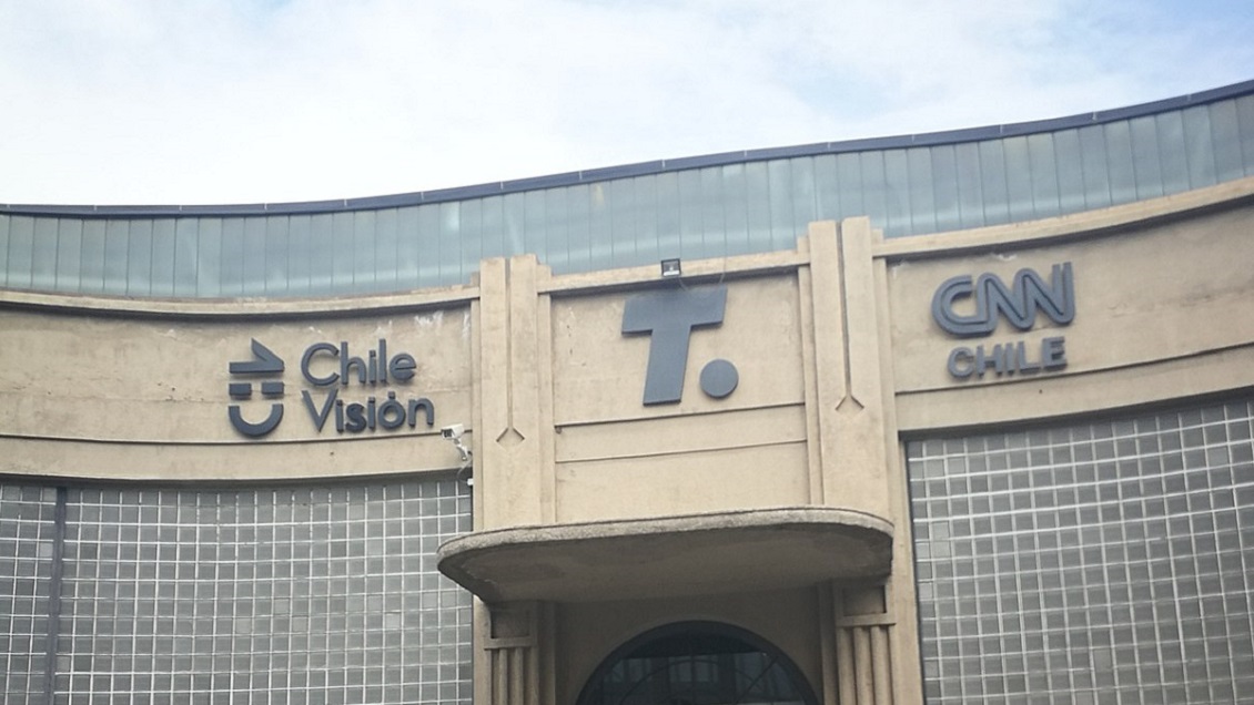 Grupo Turner salió a condenar el acoso sufrido por periodista en despacho en vivo