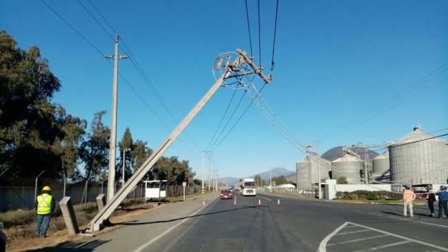 Cortes de luz por choques en las últimas horas afectaron a más de 5000 hogares en tres comunas de O'Higgins
