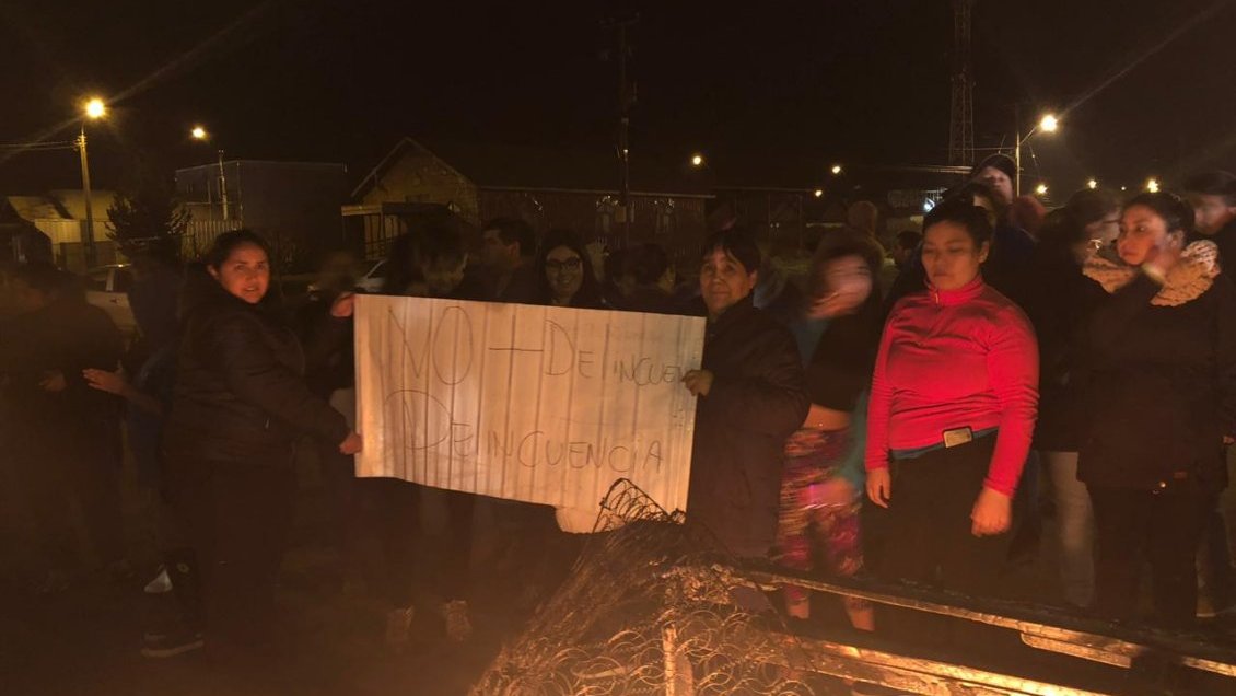 Puerto Montt: Vecinos de Campos de Alerce protestan contra la delincuencia