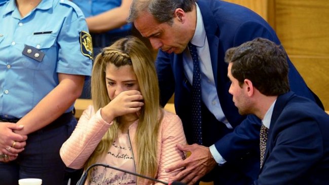 Trece años de cárcel para mujer que cortó el pene a su amante con tijeras de podar