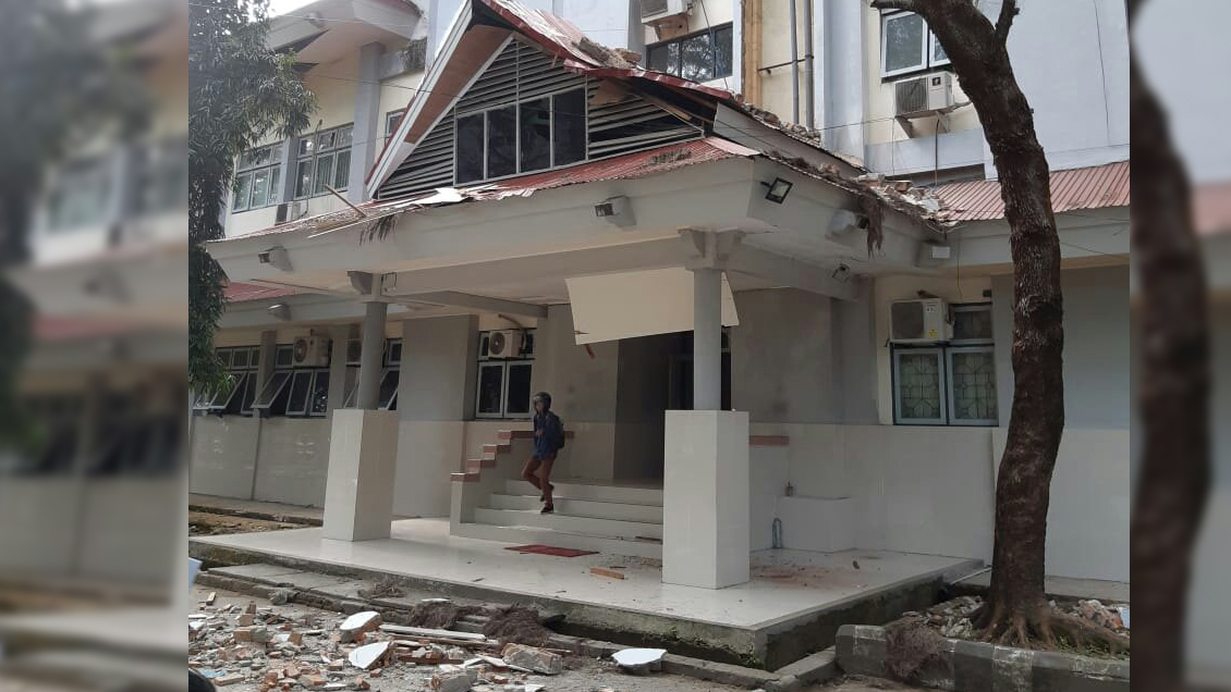 Al menos tres muertos en un terremoto en el este de Indonesia