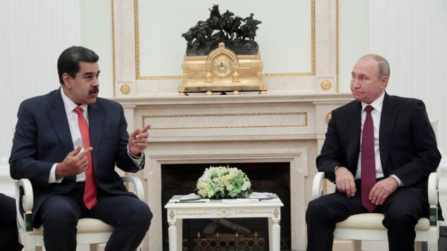 El Kremlin pide que la oposición venezolana sea flexible con Maduro