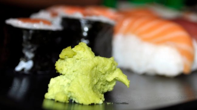 Mujer confundió el wasabi con palta y sufrió el síndrome de 