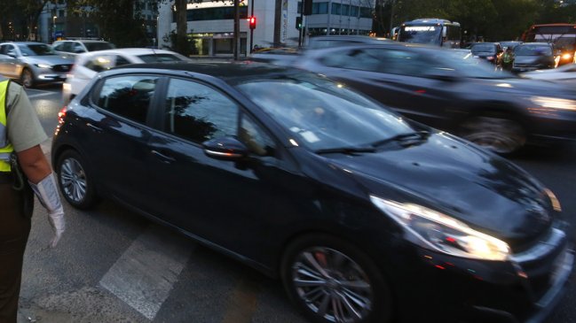 ¿La primera calle urbana con TAG? La idea de tres municipios para costear extensión del Metro