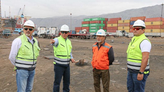 Proyecto busca habilitar parqueadero de camiones en el Puerto de Iquique
