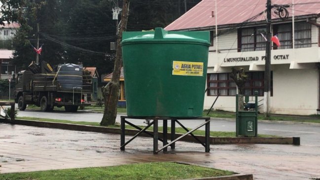 Puerto Octay: Alcaldesa dice estar segura de que este lunes se repondrá el agua potable