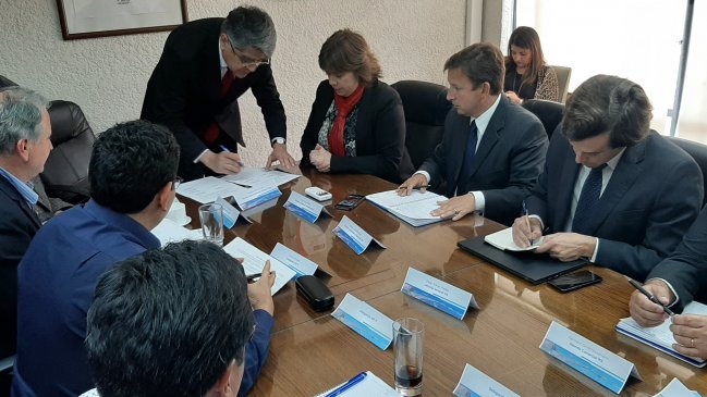 Puerto Arica anunció acuerdo con Servicios Portuarios de Bolivia para retomar el despacho de carga