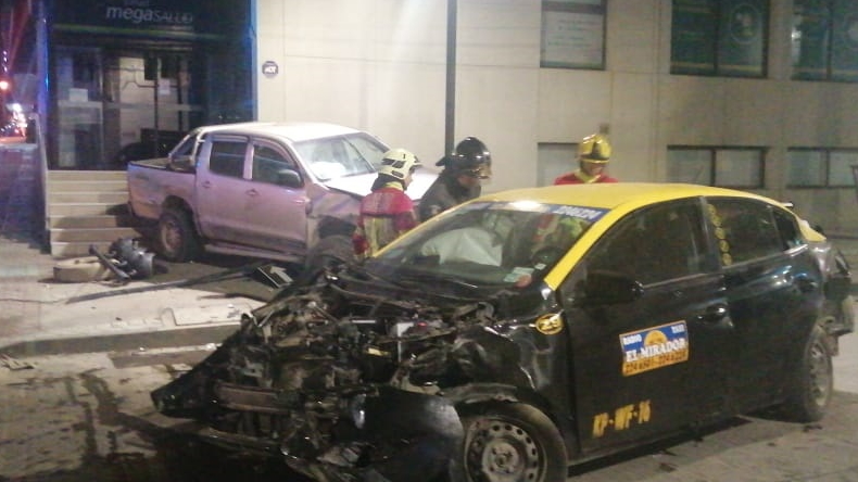 Funcionario del Ejército ebrio protagonizó violenta colisión en Punta Arenas