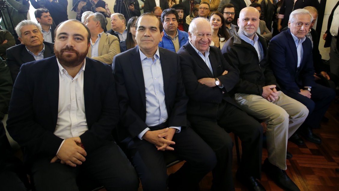 Oposición conmemora el triunfo del 