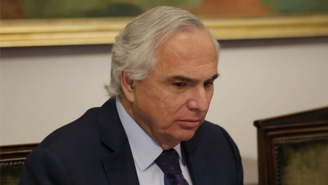 Ministro Chadwick retrocedió y descarta modificar la reintegración tributaria