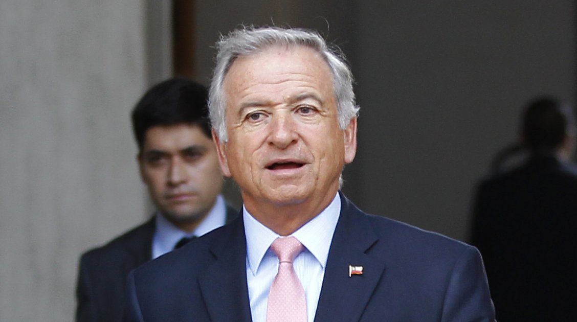 Ministro de Hacienda llamó a 